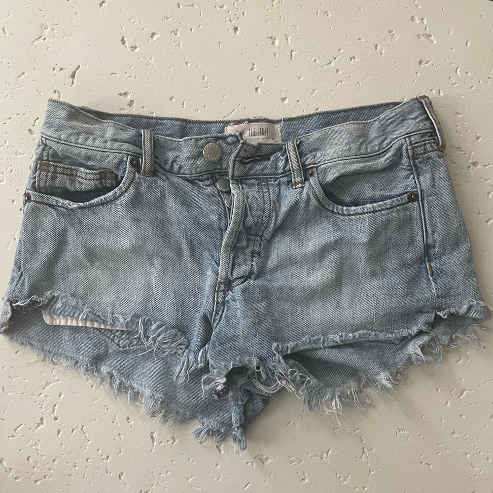 Free People Jean shorts size 26